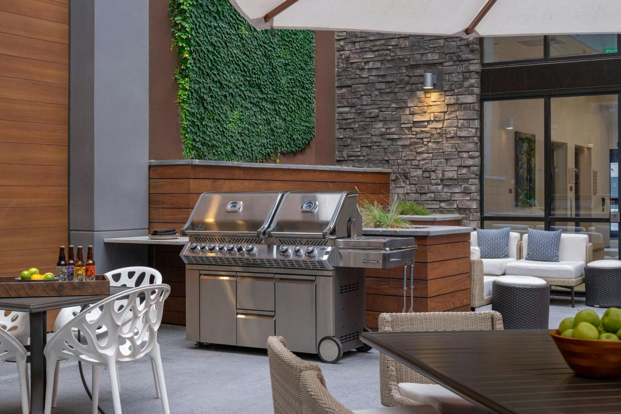 Springhill Suites By Marriott Colorado Springs Downtown Luaran gambar